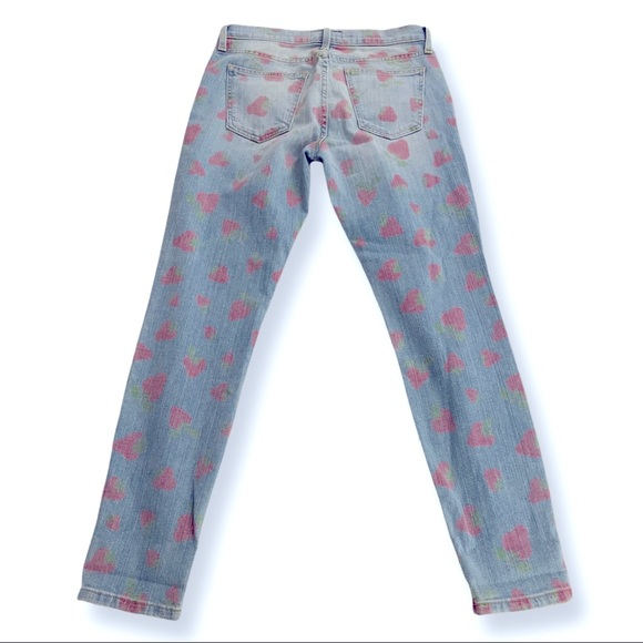 Current / Elliot Rare Stiletto Vintage Strawberry Print Jeans - Picture 5 of 7